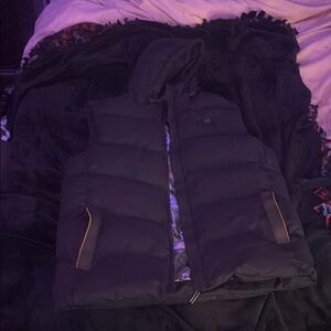 Women's Black Puffer Vest